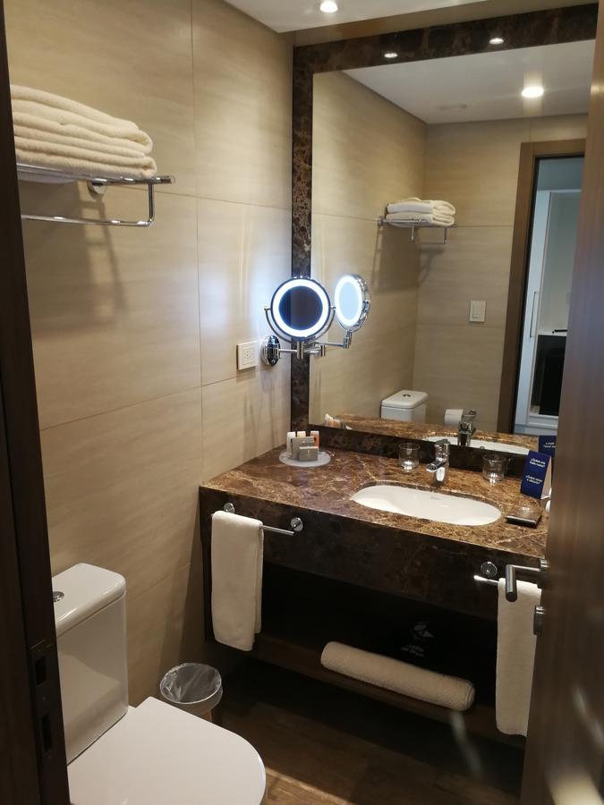 Paseo La Galeria Hotel & Suites Асунсьон Экстерьер фото